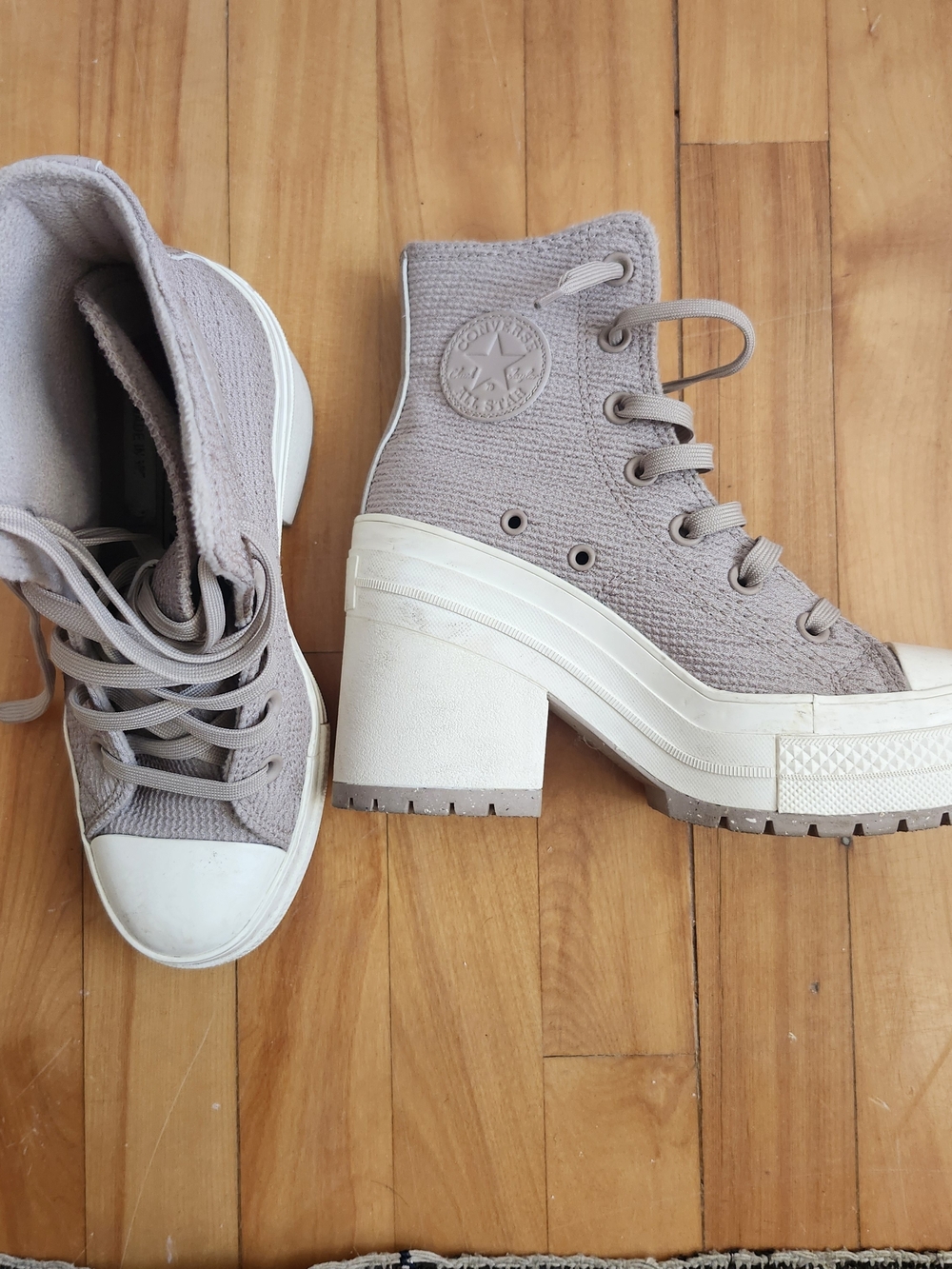 Converse Chunky Platform High-Top Boots - Taupe/Off-White